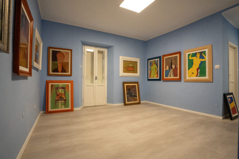 DSC00503 Galleria d'arte La Luce via Battisti 07